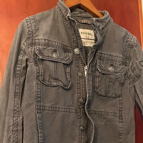 Authentic Fossil Distressed Greg Denim Jacket Zip Sz S Long Sleeve Casual - Picture 4 of 9